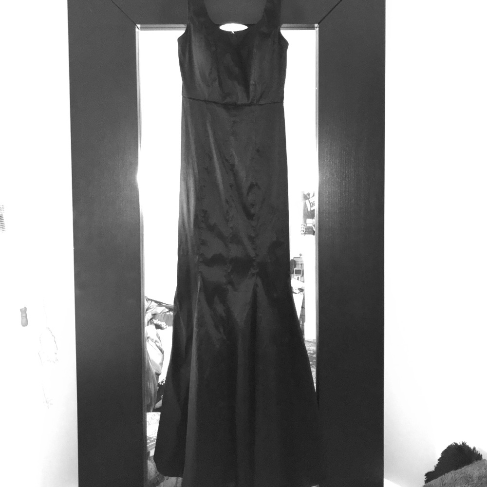 Black prom dress